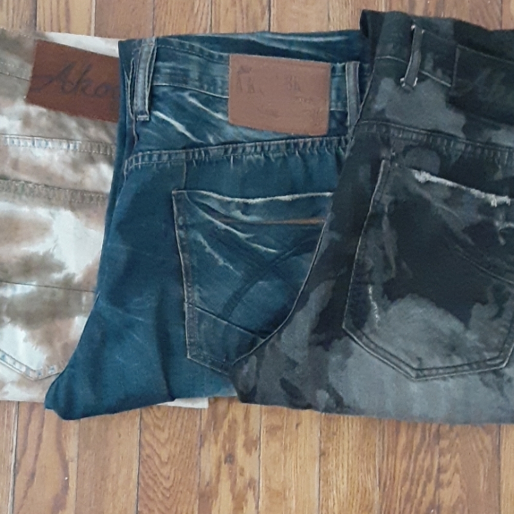 Akoo jeans
